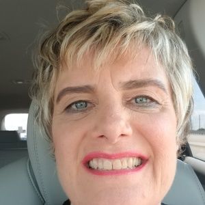 Meet your Posher, Meire